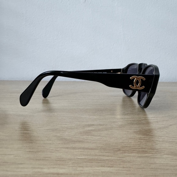 CHANEL CC Logo Black Retro Sunglasses 01452 94305 - Picture 6 of 11